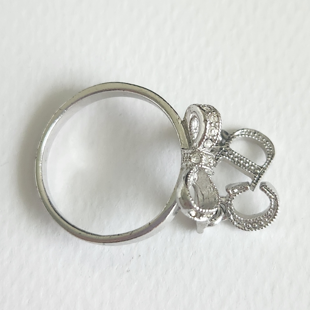 💰 SOLD 💰DIOR Bow CD Charm Silver Tone Ring Sz 6 - Picture 3 of 8